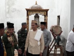 Bupati Iskandar dan Wabup Deddy Safari Ramadhan di Kecamatan Helumo