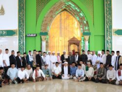 Penjabat Asripan Nani Shalat Idul Adha 1445 Hijriah di MABM Kotamobagu