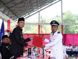 Bupati Iskandar dan Wabup Deddy Serahkan SK Perpanjangan Masa Jabatan 78 Sangadi di Bolsel