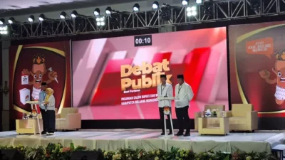 Pasangan IDEAL Tampil Memukau di Debat Pertama Pilkada Bolsel